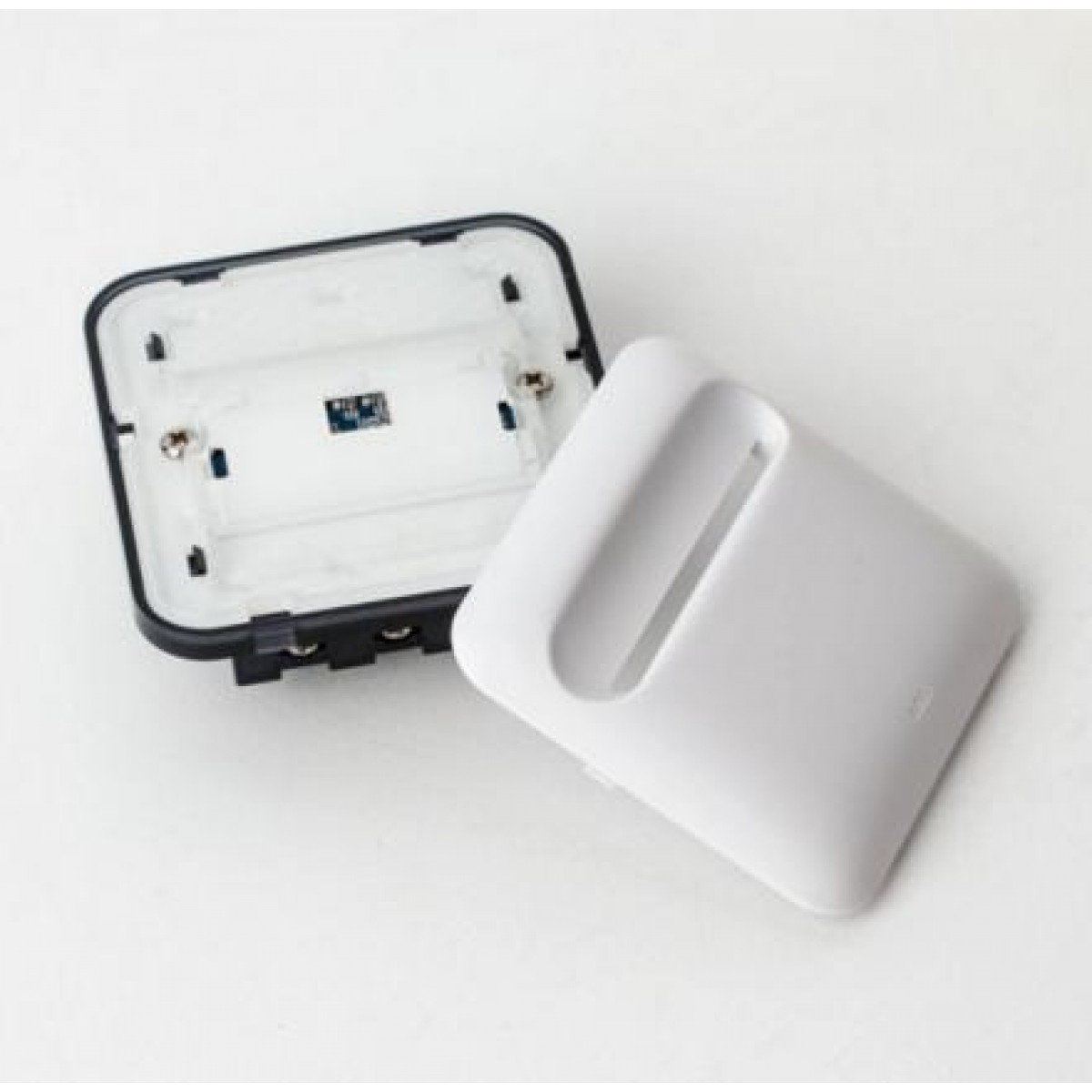 Economizor energie camera 5