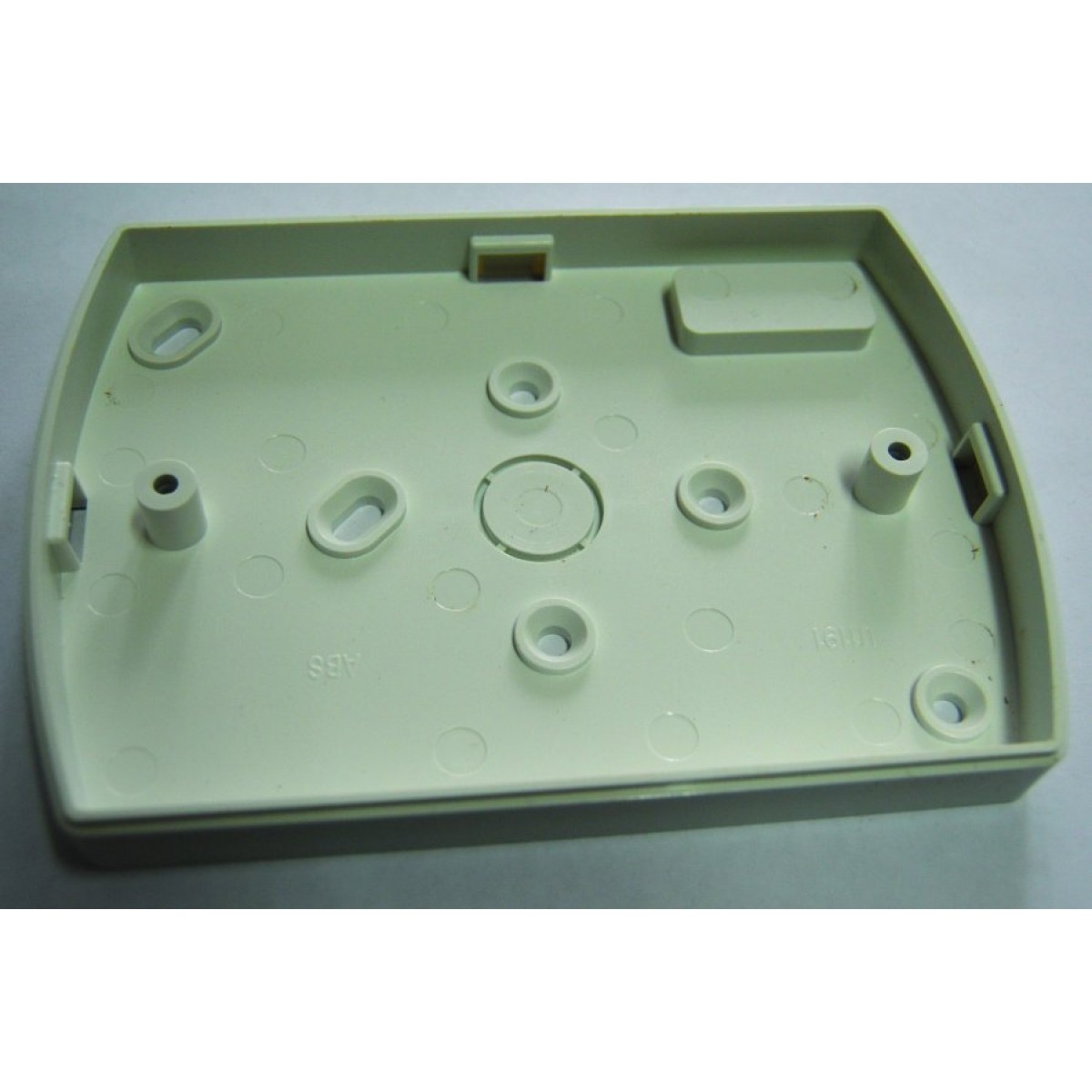 Cutie pentru montajul L628 Lismore Instruments UK Cutie pentru montajul L628 Lismore Instruments UK